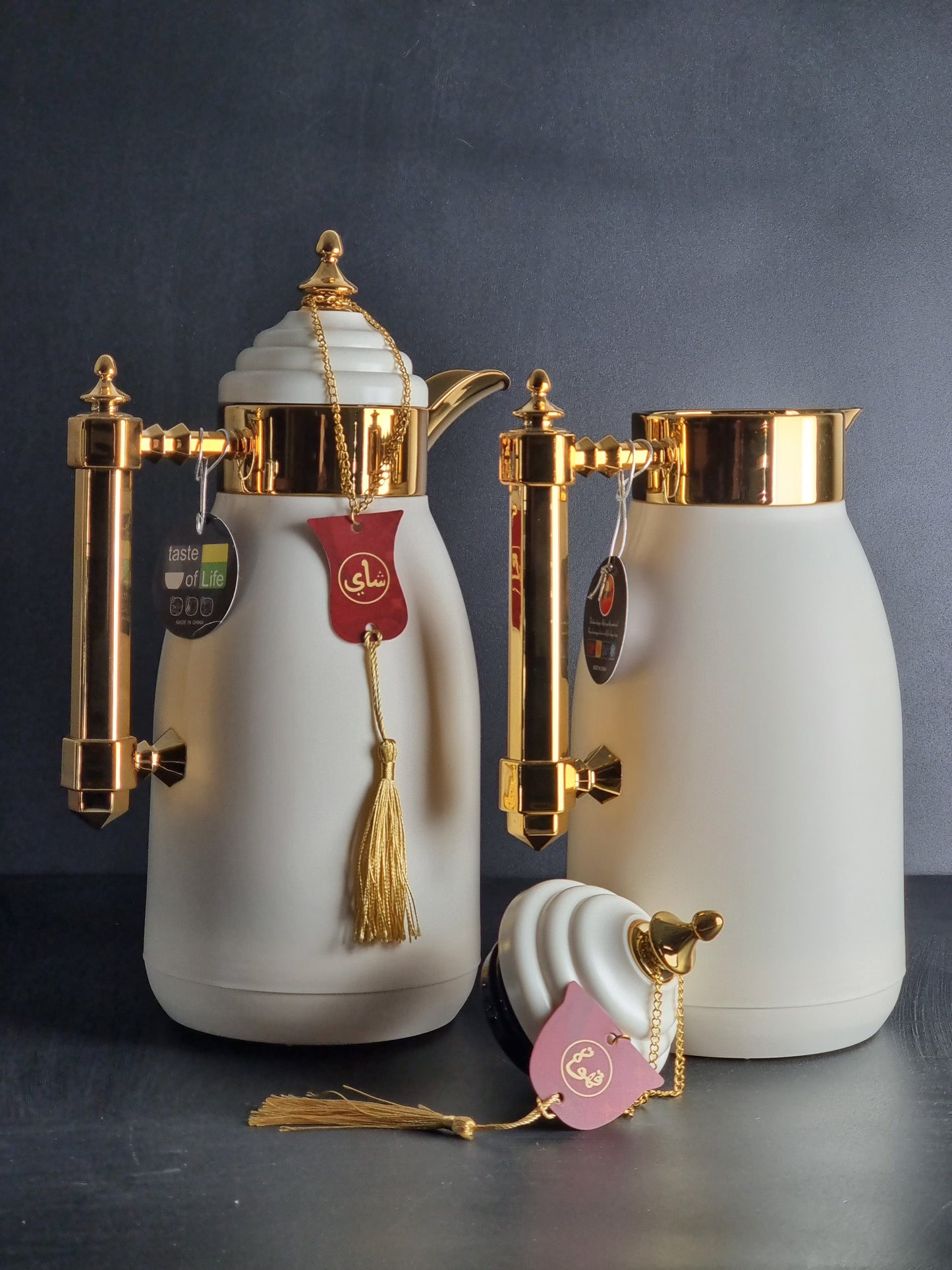 X7. 10-3 Thermos Flask