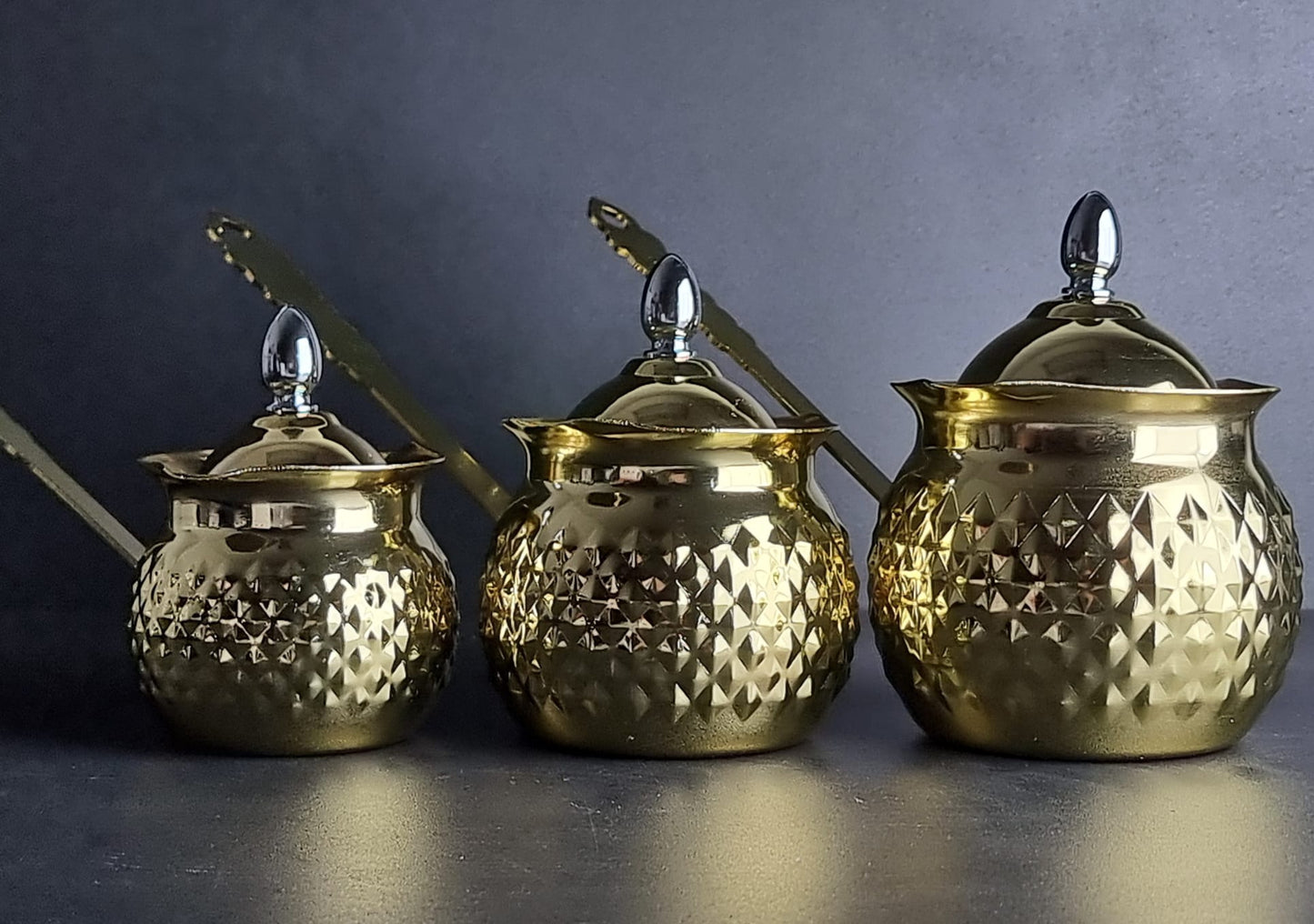 W4. 7-30 COFFE POT SET (3)