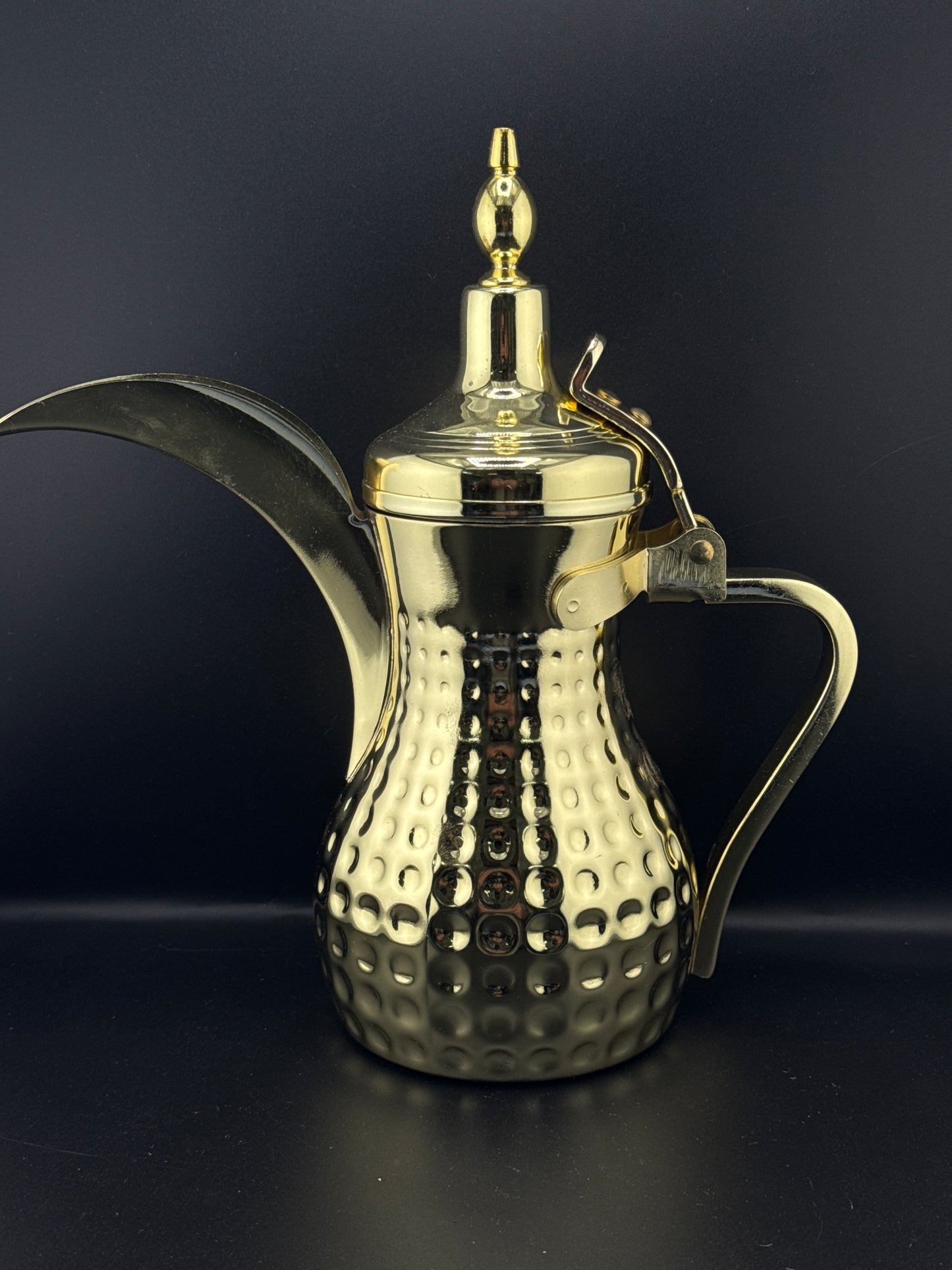 W4. 7-46 GOLD Coffee Pot 18oz